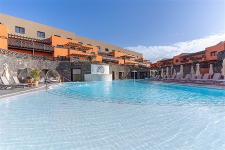 Arena Castillo Apartments - 7