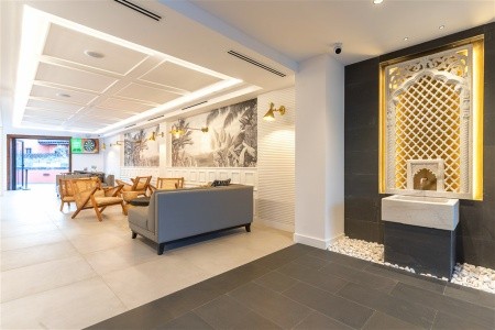 Arena Castillo Apartments - 12