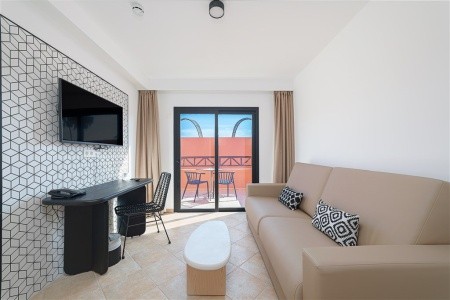 Arena Castillo Apartments - 18