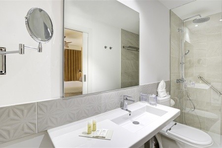 Arena Castillo Apartments - 19