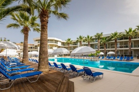 Cameo Beach Resort - 12