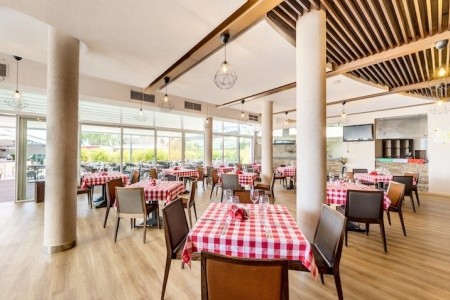 Bulharsko Slnečné Pobrežie Effect Grand Victoria 8 dňový pobyt Ultra All inclusive Letecky Letisko: Bratislava July 2026 (26/07/26- 2/08/26)