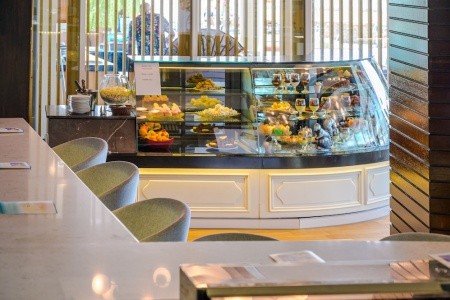 Bulharsko Slnečné Pobrežie Effect Grand Victoria 8 dňový pobyt Ultra All inclusive Letecky Letisko: Bratislava July 2026 (26/07/26- 2/08/26)