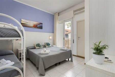 Taliansko Ligurská riviéra Hotel Giada (Gatteo A Mare) 8 dňový pobyt Plná penzia Vlastná July 2026 (25/07/26- 1/08/26)