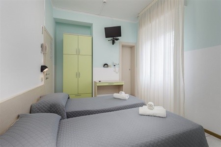 Taliansko Ligurská riviéra Hotel Giada (Gatteo A Mare) 8 dňový pobyt Plná penzia Vlastná July 2026 (25/07/26- 1/08/26)
