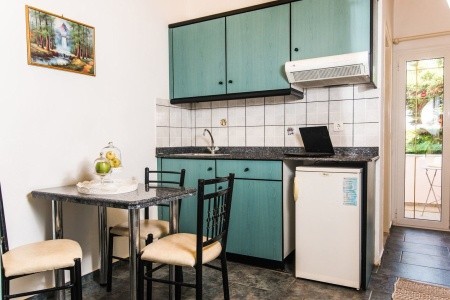 Yiannis Manos Resort - 20