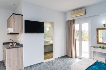 Yiannis Manos Resort - 22