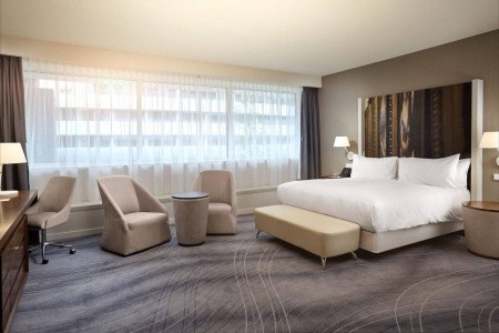 DoubleTree by Hilton Wroclaw - 9