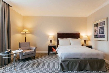 Radisson Blu Carlton - 8