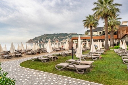 Turecko Alanya Panorama 8 dňový pobyt All Inclusive Letecky Letisko: Varšava August 2026 (15/08/26-22/08/26)