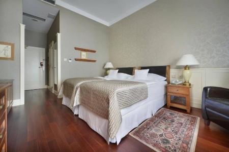 Marrol's Boutique Hotel - 8