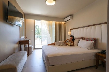 Secret Paradise (Nea Kalikratia) - 227