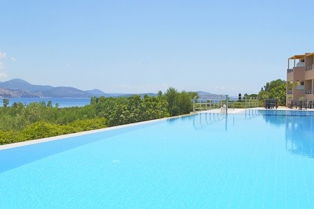 Grécko Kefalónia Phaedra Suites 4 dňový pobyt Raňajky Letecky Letisko: Praha June 2026 (14/06/26-17/06/26)