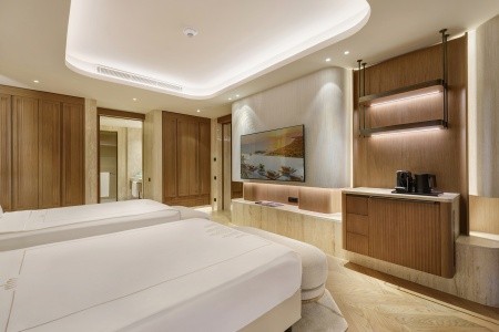 Turecko Belek Regnum The Crown 6 dňový pobyt Ultra All inclusive Letecky Letisko: Praha April 2026 (10/04/26-15/04/26)