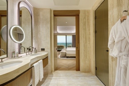 Turecko Belek Regnum The Crown 6 dňový pobyt Ultra All inclusive Letecky Letisko: Praha April 2026 (10/04/26-15/04/26)