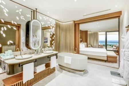 Turecko Belek Regnum The Crown 6 dňový pobyt Ultra All inclusive Letecky Letisko: Praha April 2026 (10/04/26-15/04/26)