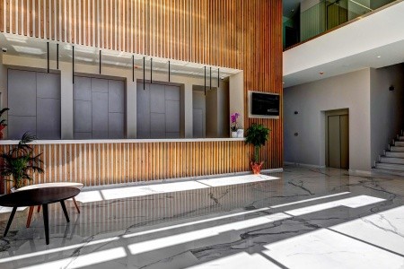 White Olive Elite - 23