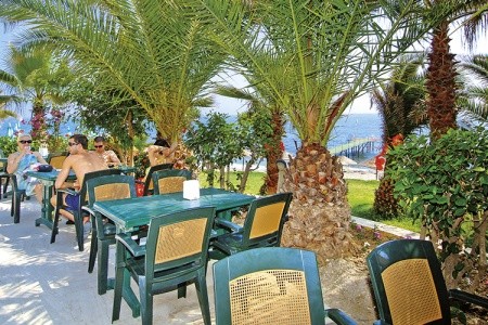 Anitas Beach - 9