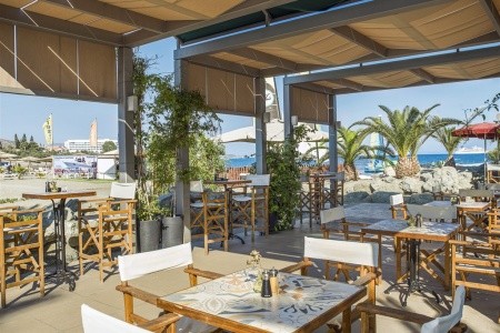 St. Raphael Resort - 17