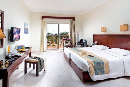 The Three Corners Sunny Beach Resort - 27