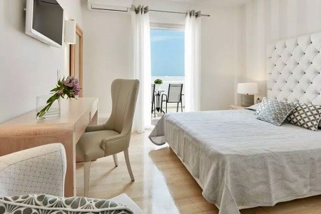 Santorini Palace - 20