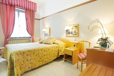 Taliansko Ligurská riviéra Monte Rosa (Chiavari Ge) 8 dňový pobyt Polpenzia Vlastná October 2026 (11/10/26-18/10/26)