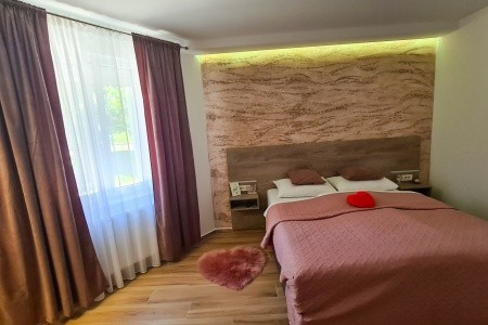 Pokoje 3298-3722 - 2