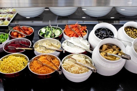 Španielsko Costa Dorada Palas Pineda (La Pineda De Salou) 12 dňový pobyt Polpenzia Letecky Letisko: Praha June 2026 ( 9/06/26-20/06/26)