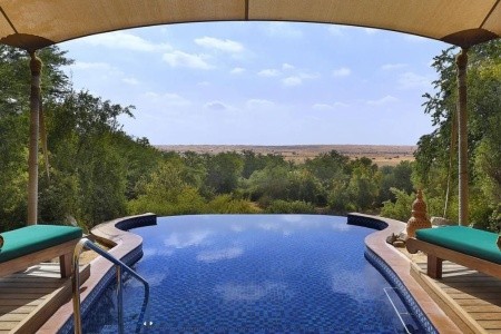 Hotel Al Maha Desert Resort