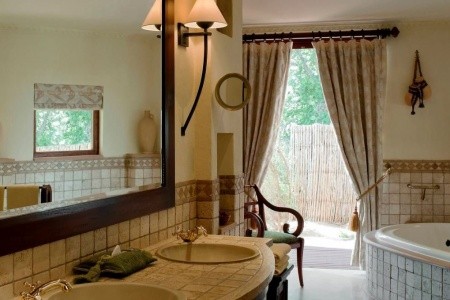 Hotel Al Maha Desert Resort