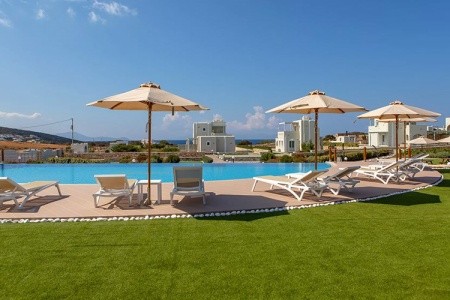 Sun And Moon Villas - 11