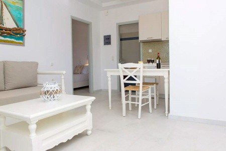 Sun And Moon Villas - 42