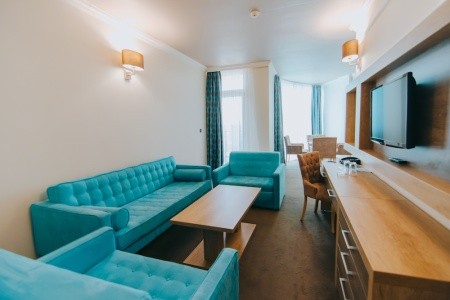 Bulharsko Slnečné Pobrežie Tiara Beach 15 dňový pobyt All Inclusive Letecky Letisko: Bratislava August 2026 (23/08/26- 6/09/26)