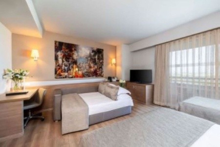 Concorde Deluxe Resort - 527