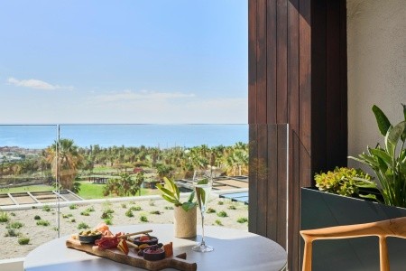 Kanárske ostrovy Tenerife Royal Hideaway Corales Villas 8 dňový pobyt Raňajky Letecky Letisko: Praha February 2026 (25/02/26- 4/03/26)