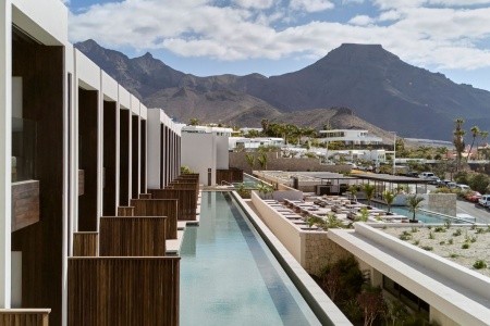 Kanárske ostrovy Tenerife Royal Hideaway Corales Villas 8 dňový pobyt Raňajky Letecky Letisko: Praha February 2026 (25/02/26- 4/03/26)