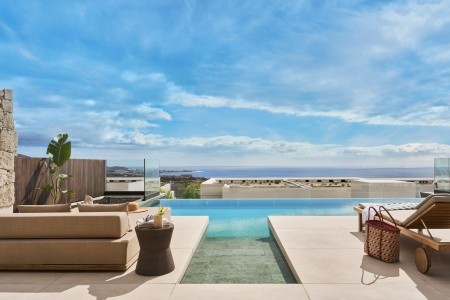 Kanárske ostrovy Tenerife Royal Hideaway Corales Villas 8 dňový pobyt Raňajky Letecky Letisko: Praha February 2026 (25/02/26- 4/03/26)