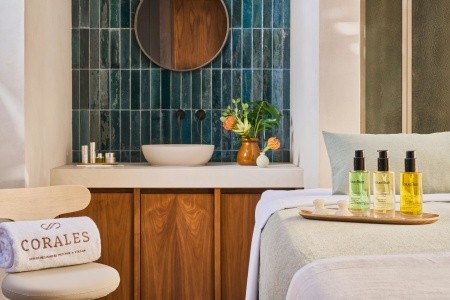 Kanárske ostrovy Tenerife Royal Hideaway Corales Villas 8 dňový pobyt Raňajky Letecky Letisko: Praha February 2026 (25/02/26- 4/03/26)