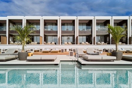 Kanárske ostrovy Tenerife Royal Hideaway Corales Villas 8 dňový pobyt Raňajky Letecky Letisko: Praha February 2026 (25/02/26- 4/03/26)