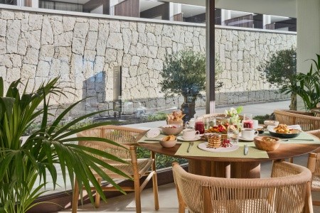 Kanárske ostrovy Tenerife Royal Hideaway Corales Villas 8 dňový pobyt Raňajky Letecky Letisko: Praha February 2026 (25/02/26- 4/03/26)