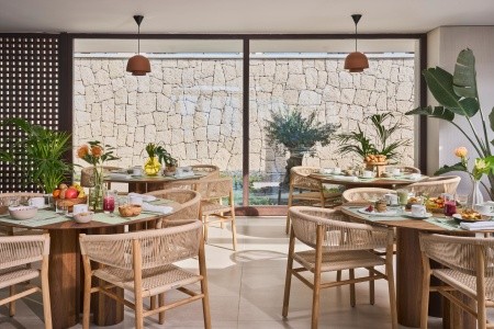 Kanárske ostrovy Tenerife Royal Hideaway Corales Villas 8 dňový pobyt Raňajky Letecky Letisko: Praha February 2026 (25/02/26- 4/03/26)