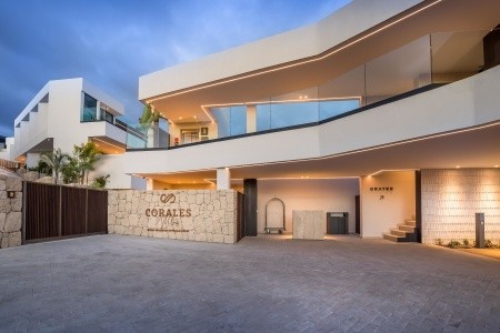 Kanárske ostrovy Tenerife Royal Hideaway Corales Villas 8 dňový pobyt Raňajky Letecky Letisko: Praha February 2026 (25/02/26- 4/03/26)