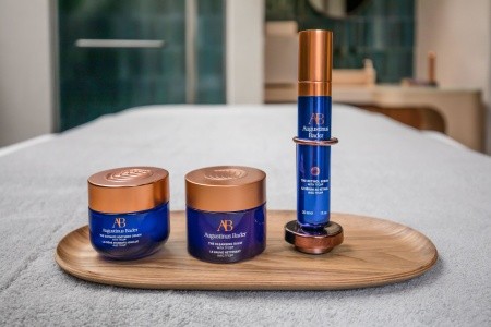 Kanárske ostrovy Tenerife Royal Hideaway Corales Villas 8 dňový pobyt Raňajky Letecky Letisko: Praha February 2026 (25/02/26- 4/03/26)