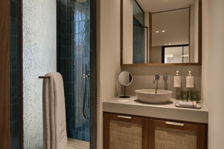 Kanárske ostrovy Tenerife Royal Hideaway Corales Villas 8 dňový pobyt Raňajky Letecky Letisko: Praha February 2026 (25/02/26- 4/03/26)