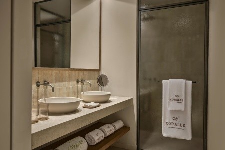 Kanárske ostrovy Tenerife Royal Hideaway Corales Villas 8 dňový pobyt Raňajky Letecky Letisko: Praha February 2026 (25/02/26- 4/03/26)