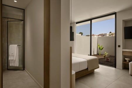 Kanárske ostrovy Tenerife Royal Hideaway Corales Villas 8 dňový pobyt Raňajky Letecky Letisko: Praha February 2026 (25/02/26- 4/03/26)