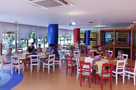 Turecko Side Club Grand Side 8 dňový pobyt All Inclusive Letecky Letisko: Budapešť July 2026 (23/07/26-30/07/26)