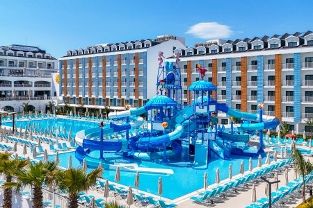 Arcanus Trendline Resort - 2