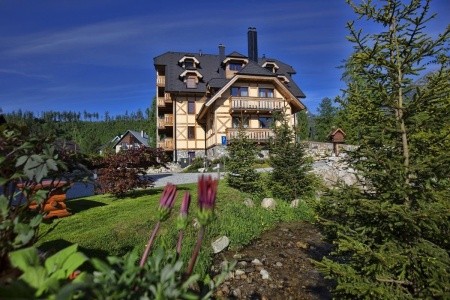 Aplend Kukucka Mountain Hotel & Residences