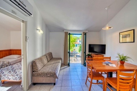 Chorvátsko Severná Dalmácia Zaton Holiday Resort 4 dňový pobyt Bez stravy Vlastná April 2026 (27/04/26-30/04/26)